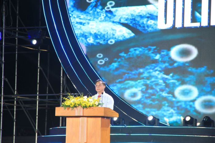 Phó Tổng cục trưởng Tổng cục Du lịch Phạm Văn Thủy phát biểu tại lễ khai mạc. Ảnh: LC